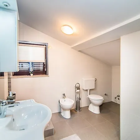 게스트하우스 Dino 3*