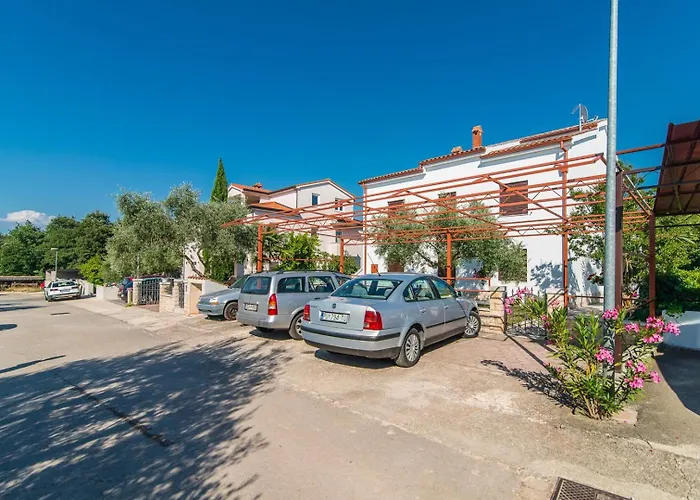 Casa de hóspedes Dino